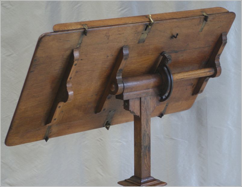 7016 Antique Oak Reading Table, Lectern (10) - Rear